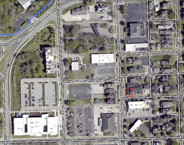 Washington Street Retail Space: 901 Washington St, Columbus, IN 47201